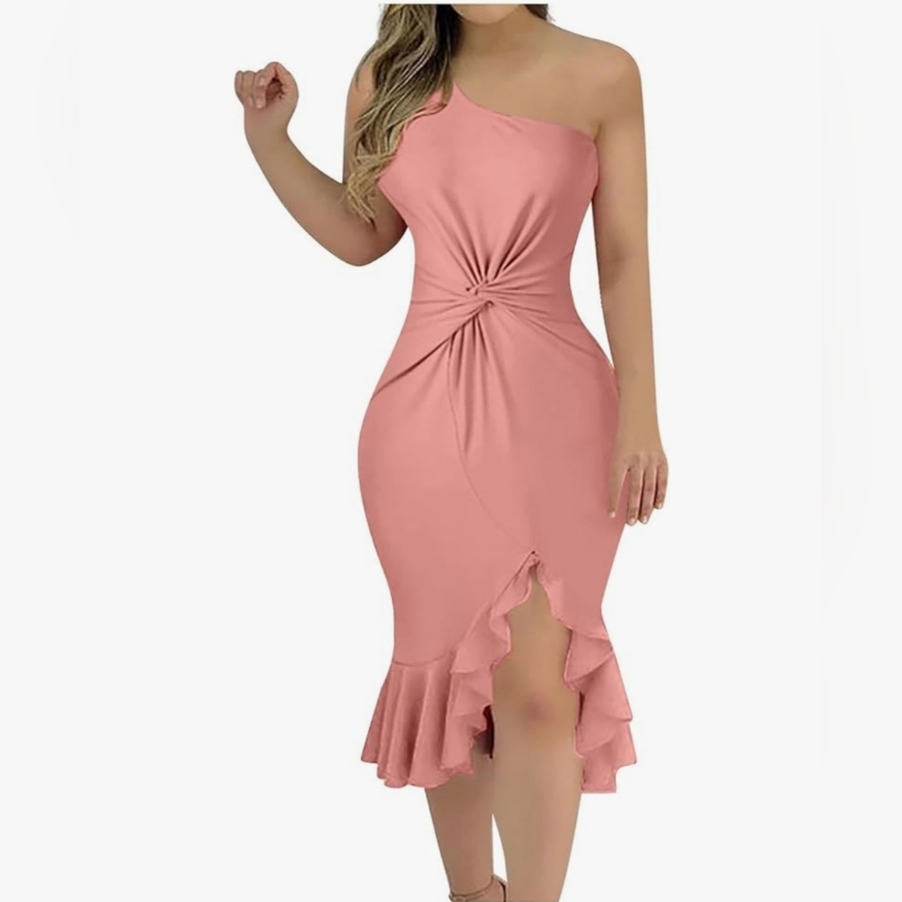 Peach One-Shoulder Ruched Bodycon Dress - Picture 3 of 6
